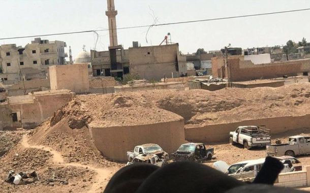 ناشطون: غارات التحالف تدمّر أجزاء من سور الرقة الأثري