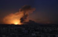 طائرات النظام وموسكو تخرق اتفاق وقف النار وتقصف الغوطة بالفوسفور